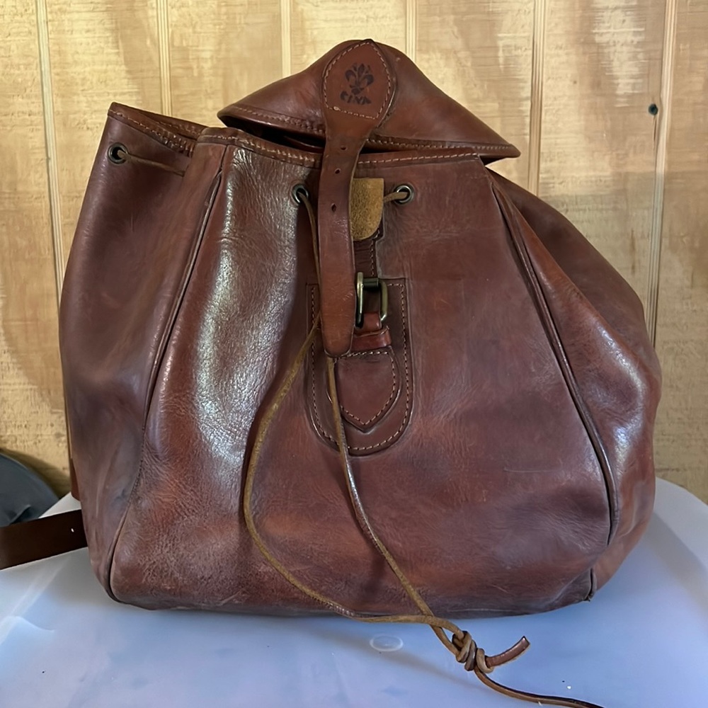 CAVA Italy all leather backpack